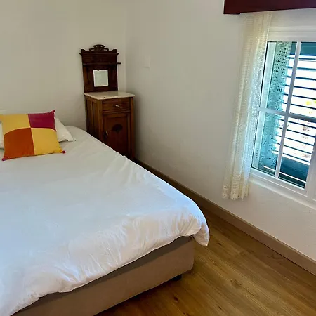 Casa Carneirinho By Ola Madeira * 폴 두 마르