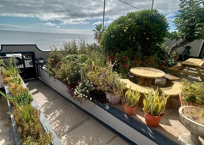 Villa Casa Carneirinho By Ola Madeira