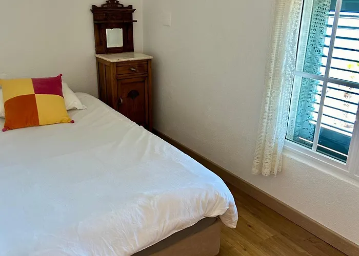 Casa Carneirinho By Ola Madeira * 폴 두 마르